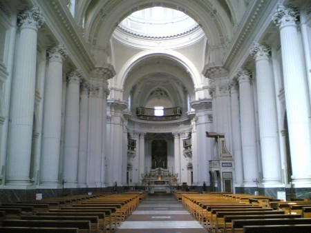 NAPOLI  Basilica dello Spirito Santo