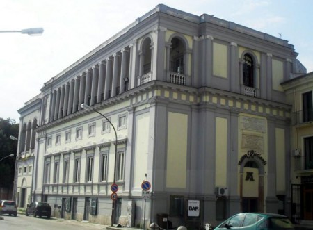 CAPUA  Teatro Ricciardi